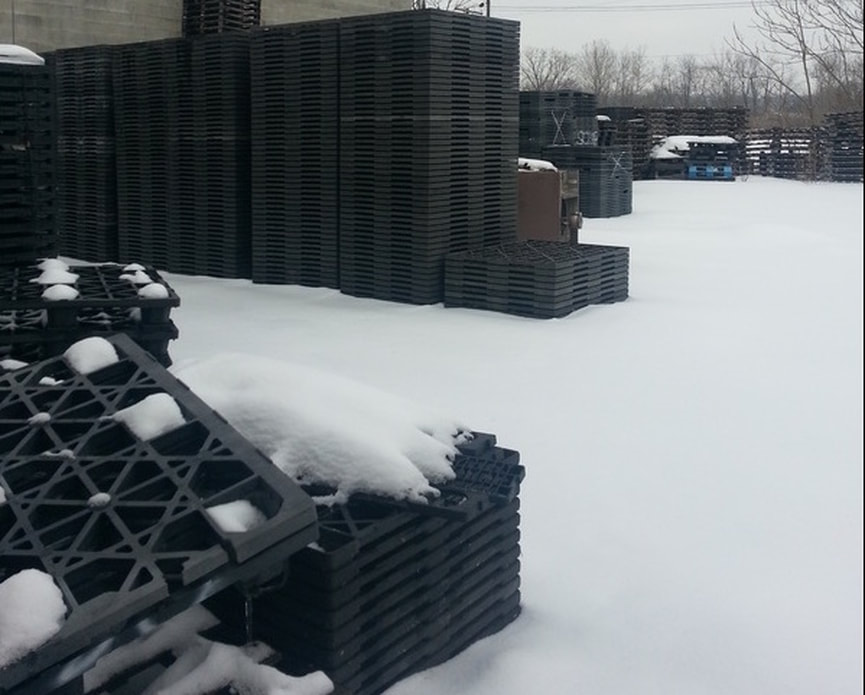 plastic pallets in snow